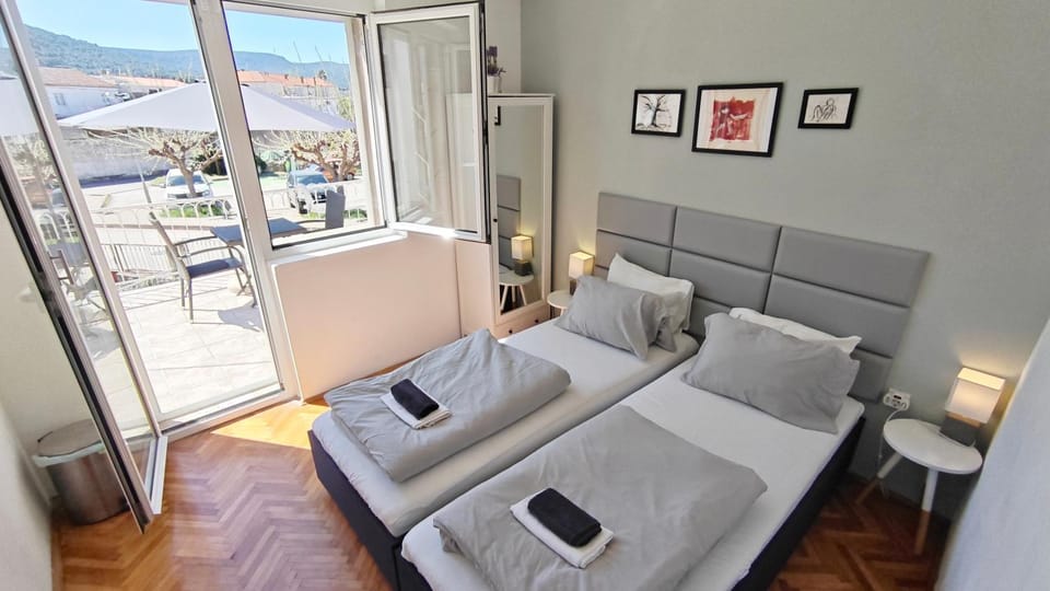 Oleas Stari Grad Hvar - Private Guest Rooms - 2 Min to Sea & Center Vacation rental in Stari Grad