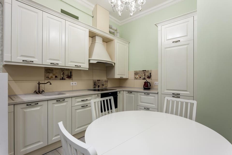 Kitchen or kitchenette, Dining area, Communal kitchen