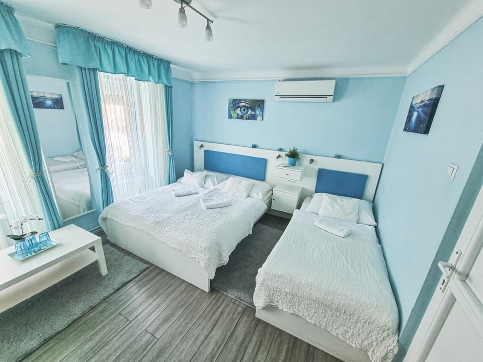 Szivárvány Panzió Bed and Breakfast in Szeged