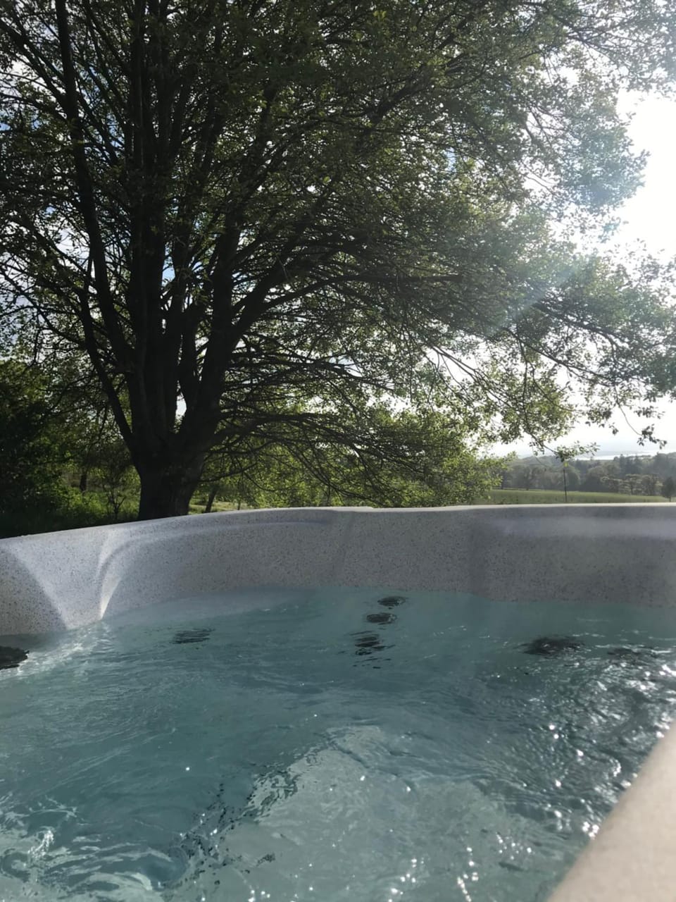 Sutor Coops The Den with Hot Tub Chalet in Scotland
