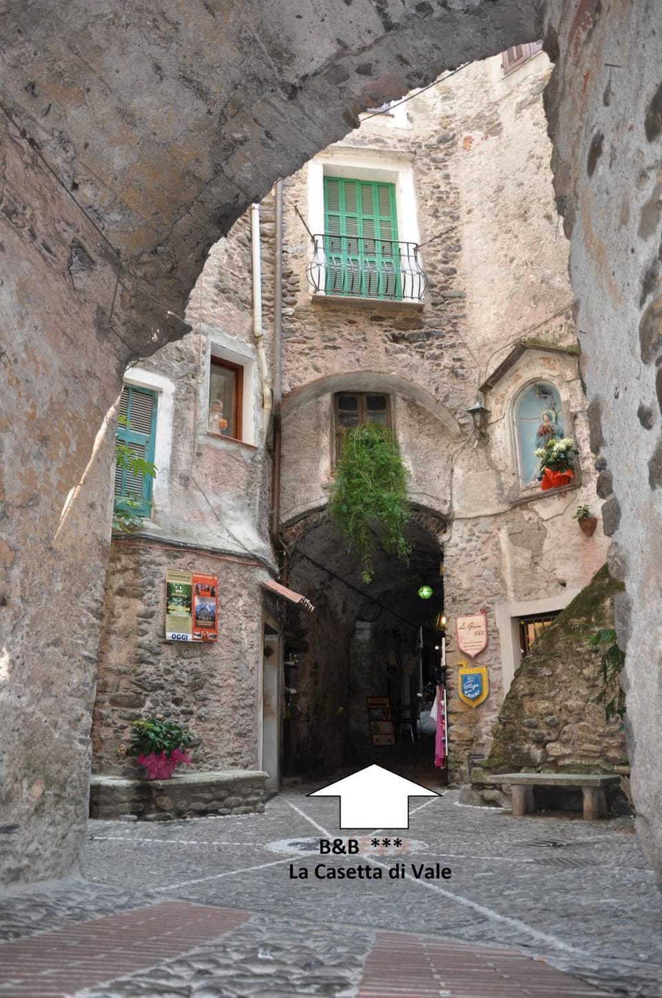 Facade/entrance