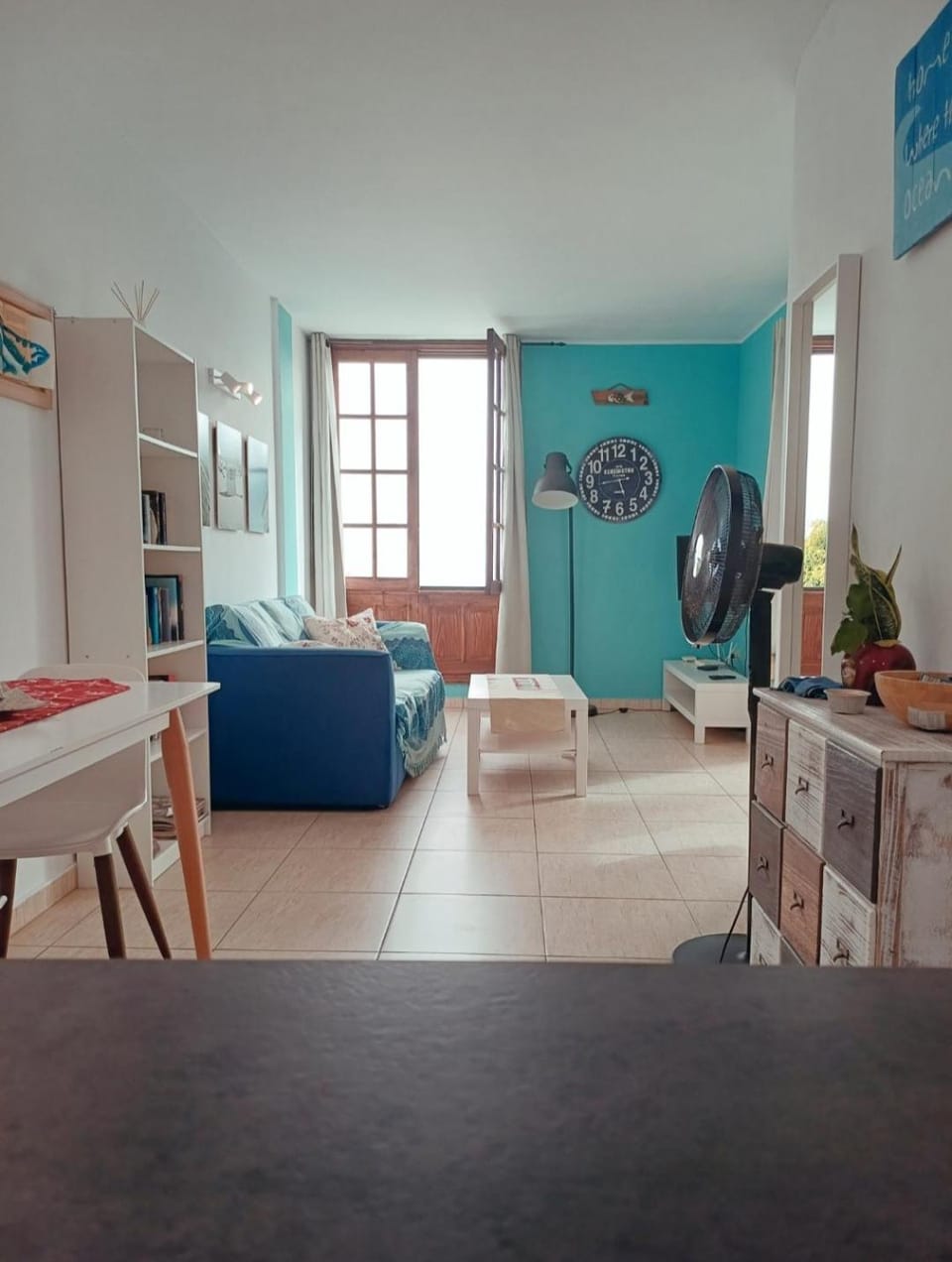 Living room, Dining area