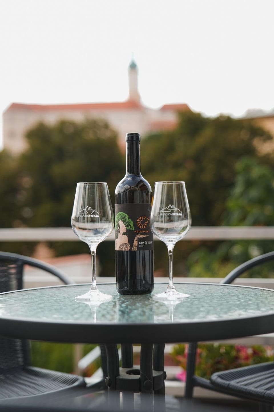 Balcony/Terrace, Alcoholic drinks
