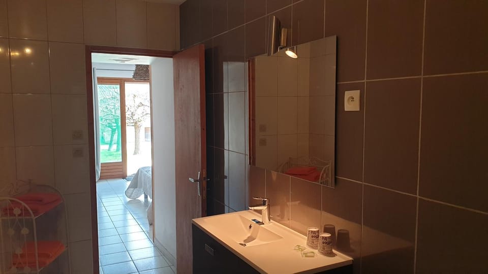 Chambres d'Hôtes des trouilles Bed and Breakfast in Occitanie