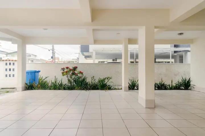 Self Check-in Wi-fi , 2 Garagens, Home-Officce, Ar Quente e Frio Apartment in Florianopolis