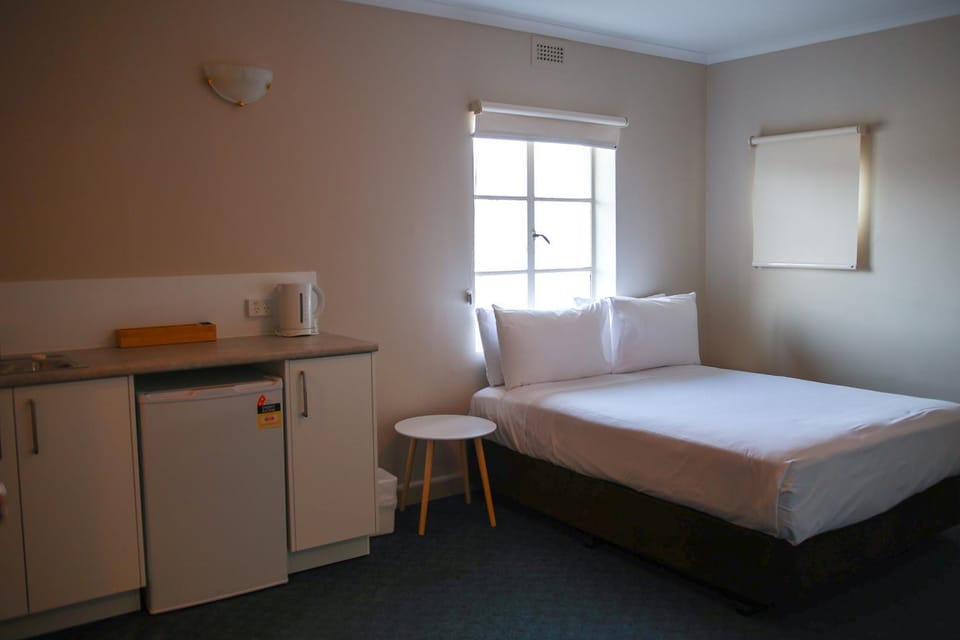 Bed, Coffee/tea facilities