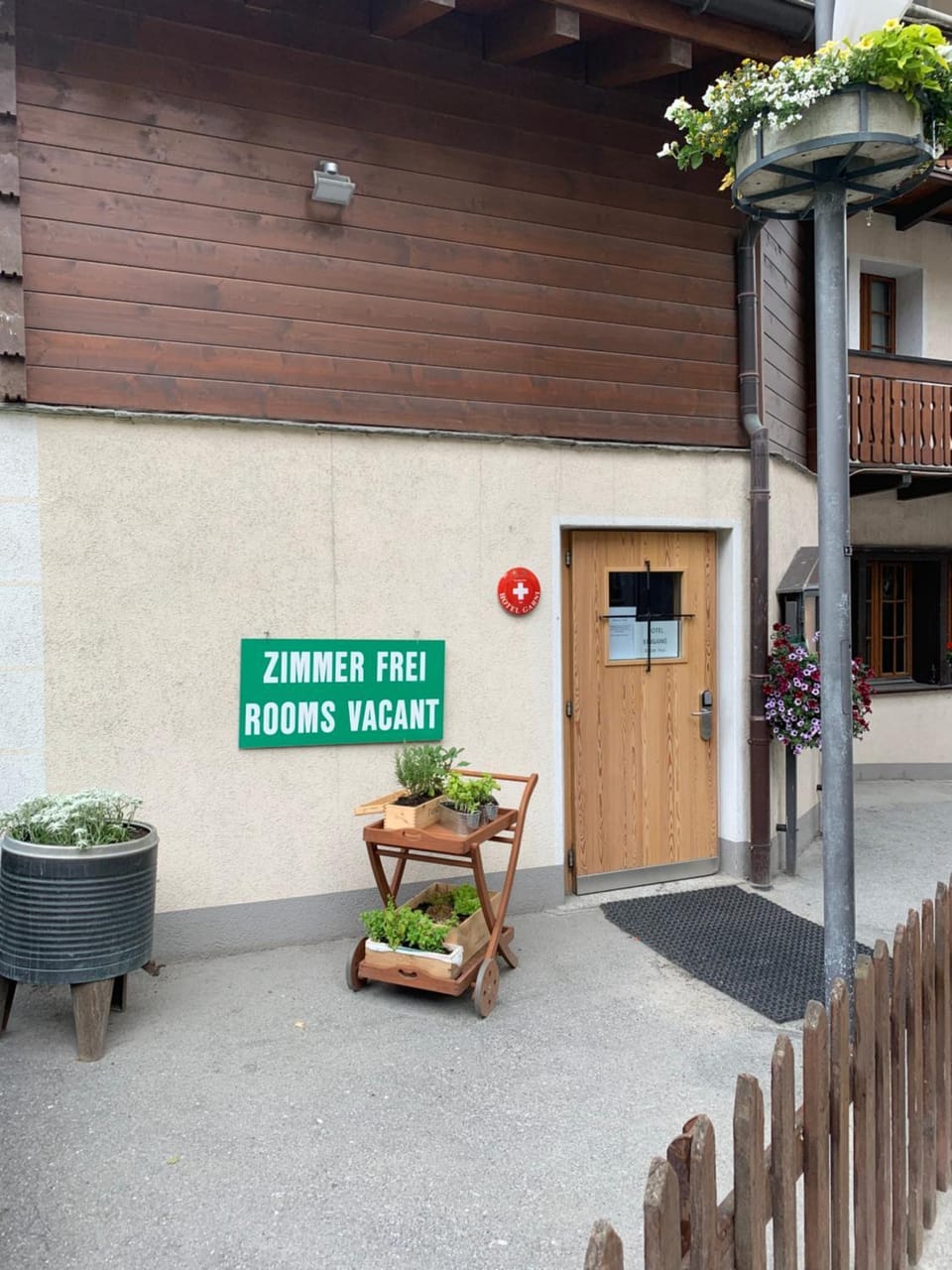 Property building, Facade/entrance