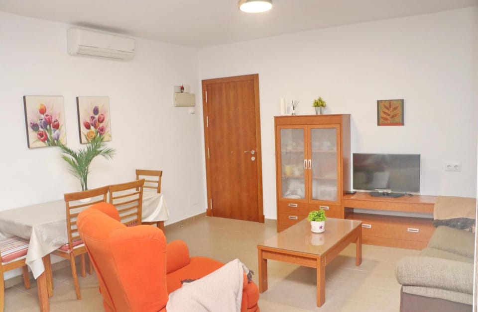 TV and multimedia, Living room, Lobby or reception