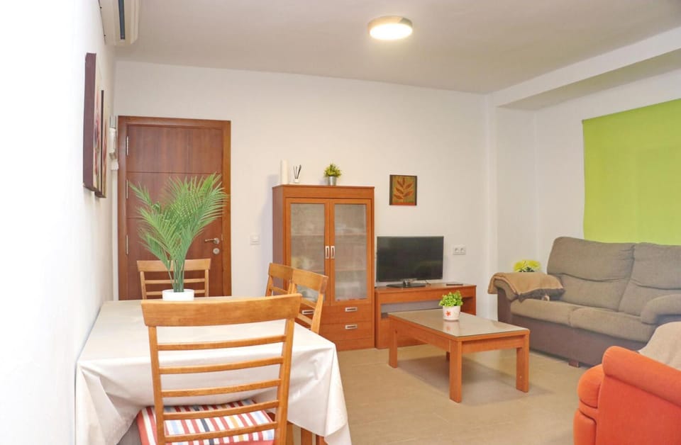 TV and multimedia, Living room, Dining area