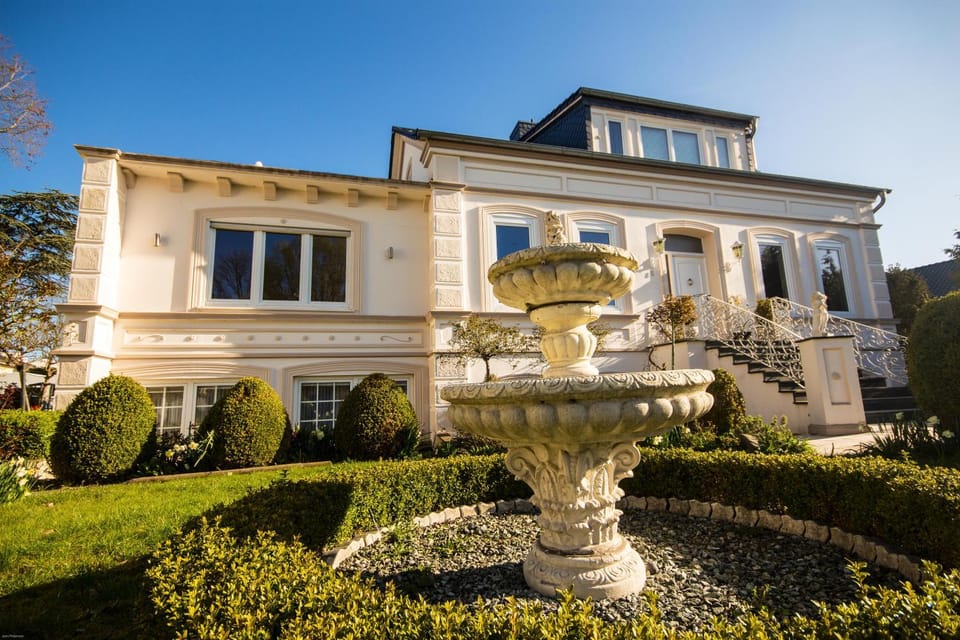 Property building, Garden