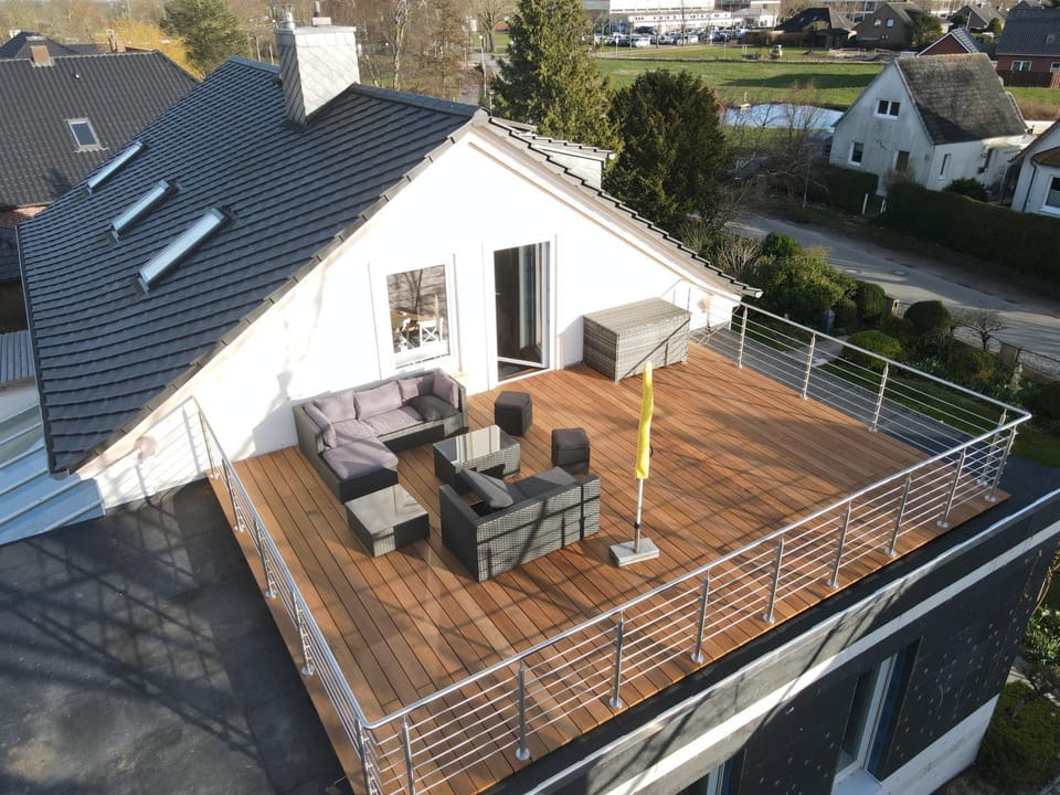 Property building, View (from property/room), Balcony/Terrace, Seating area