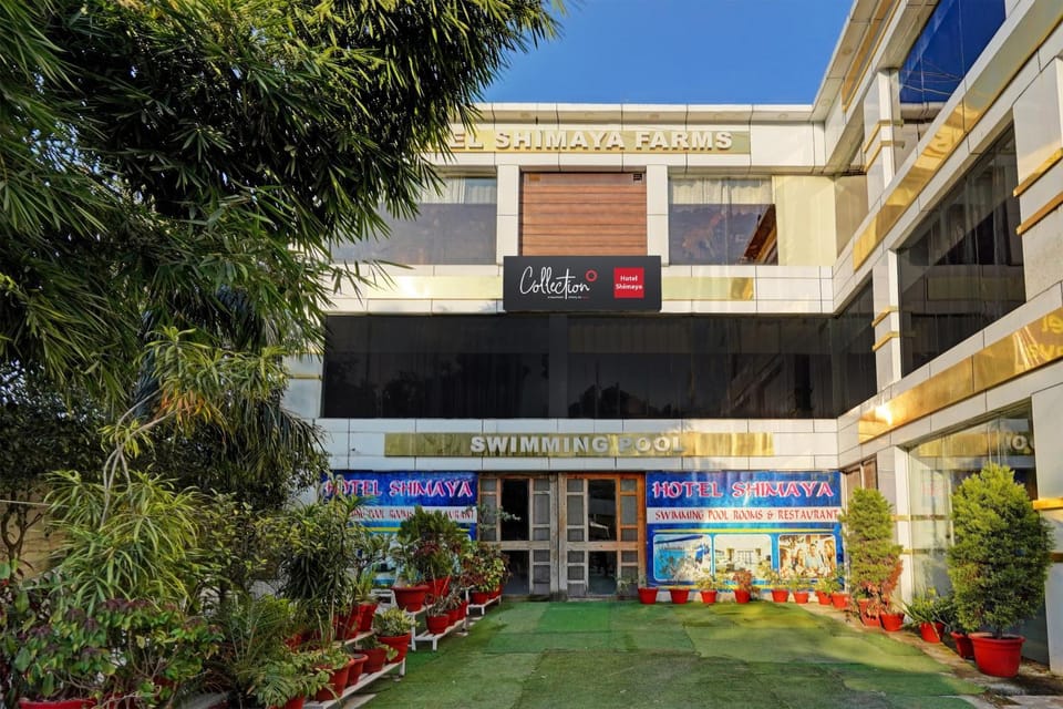 Facade/entrance