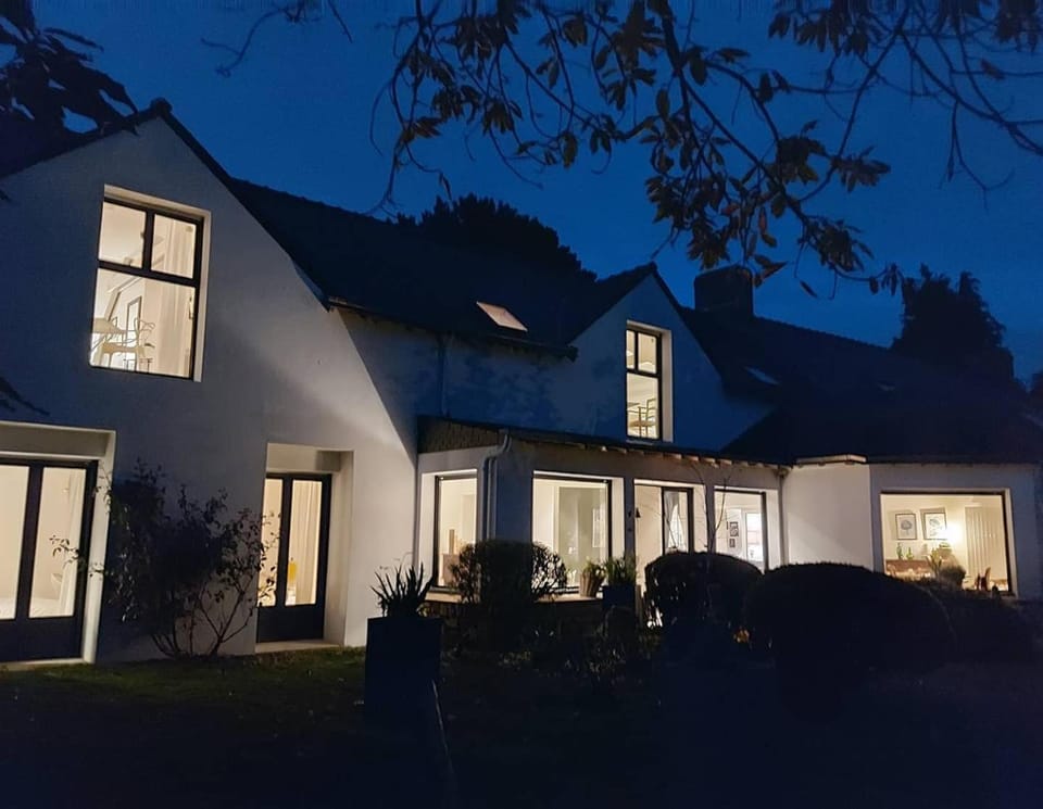 Property building, Garden, Garden, View (from property/room), Garden view, Garden view