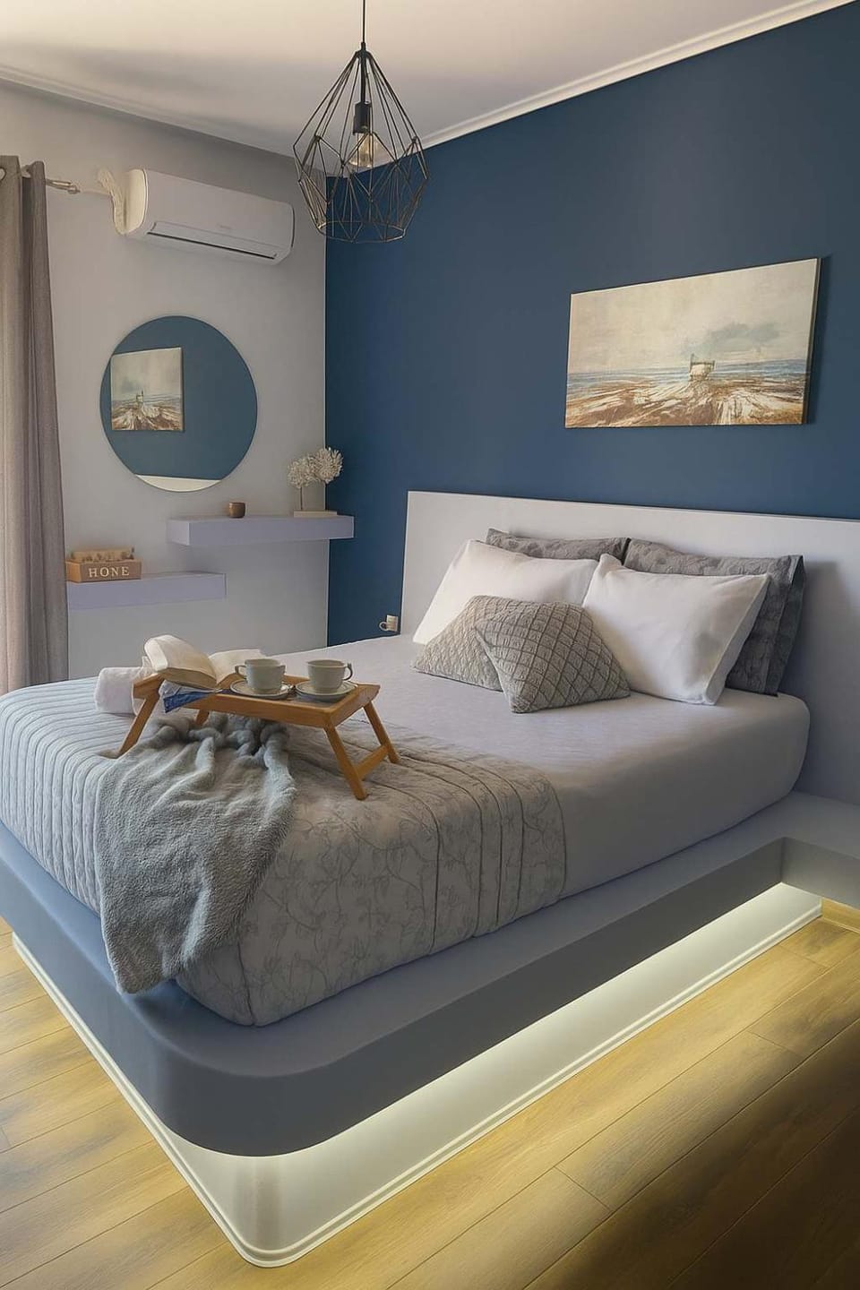 Seafront Kalamata Haven - Blue Luxury Suite Apartment in Messenia