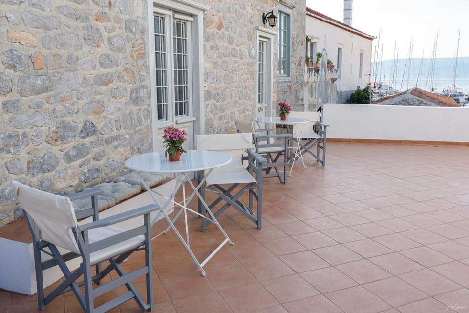 Astraea Apartment in Islands
