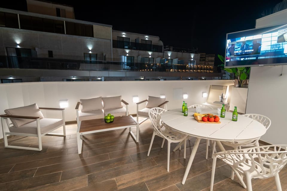 MUNDOBOOKING Centro Levante Apartment in Benidorm