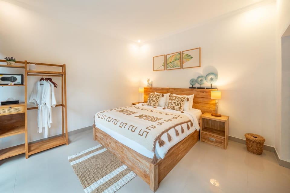 Bed, Photo of the whole room, Bedroom, wardrobe