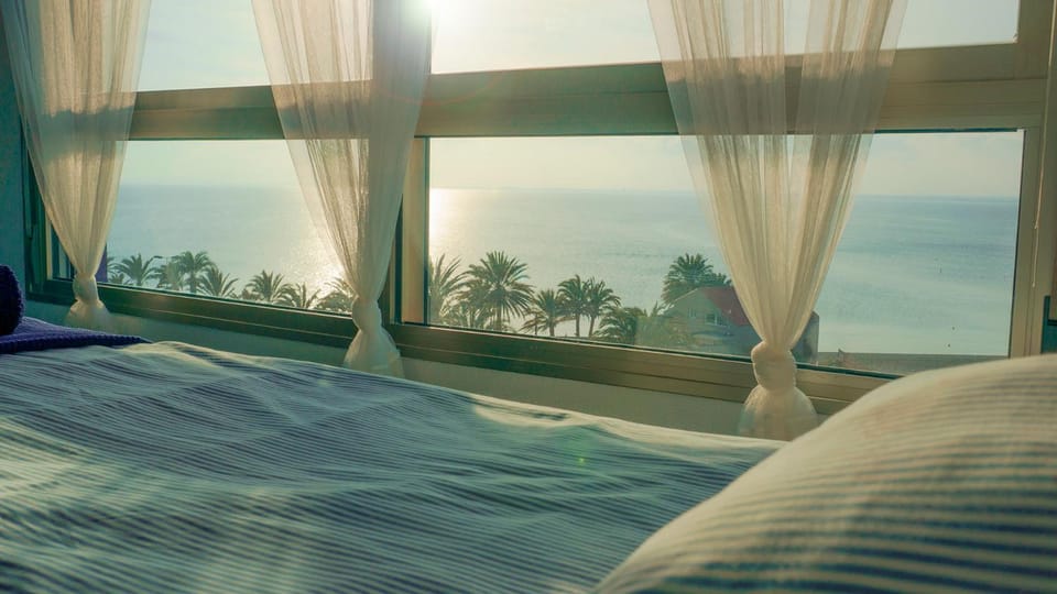 Bedroom, Sea view