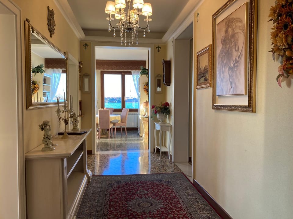 Dining area, Sea view