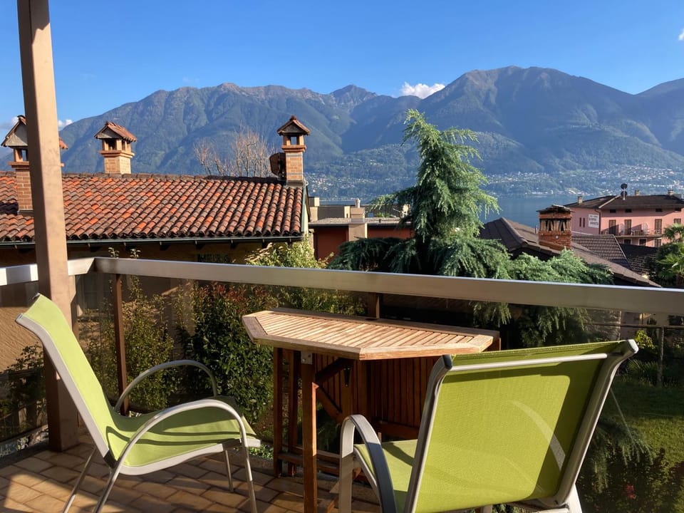 Natural landscape, Balcony/Terrace, Mountain view