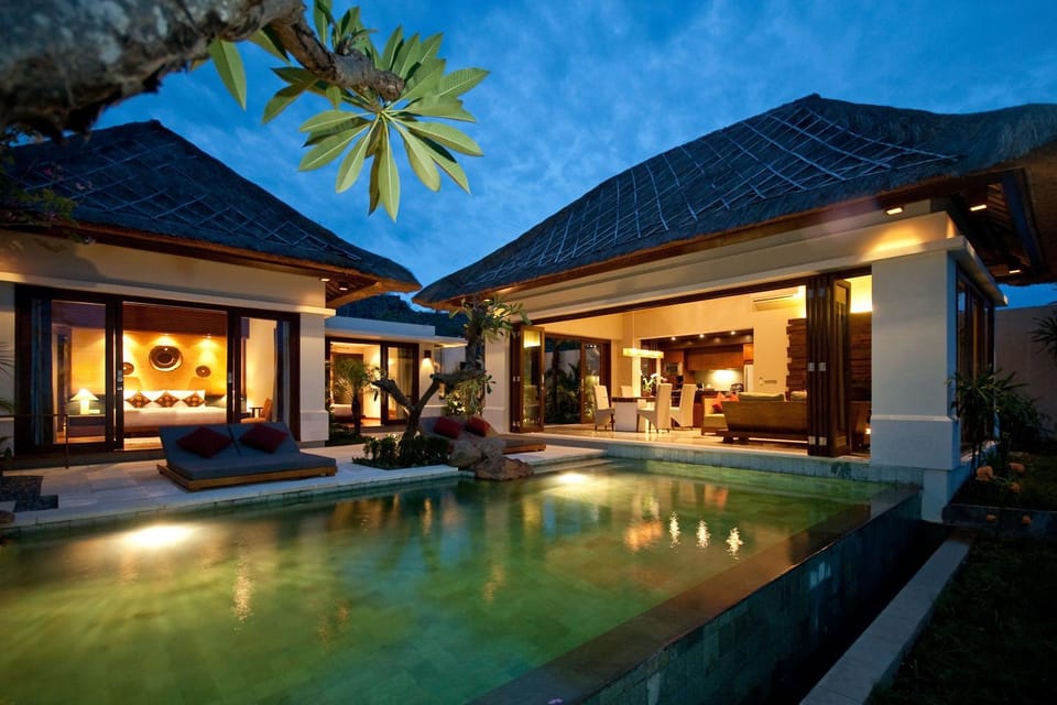 Swimming pool, Swimming pool