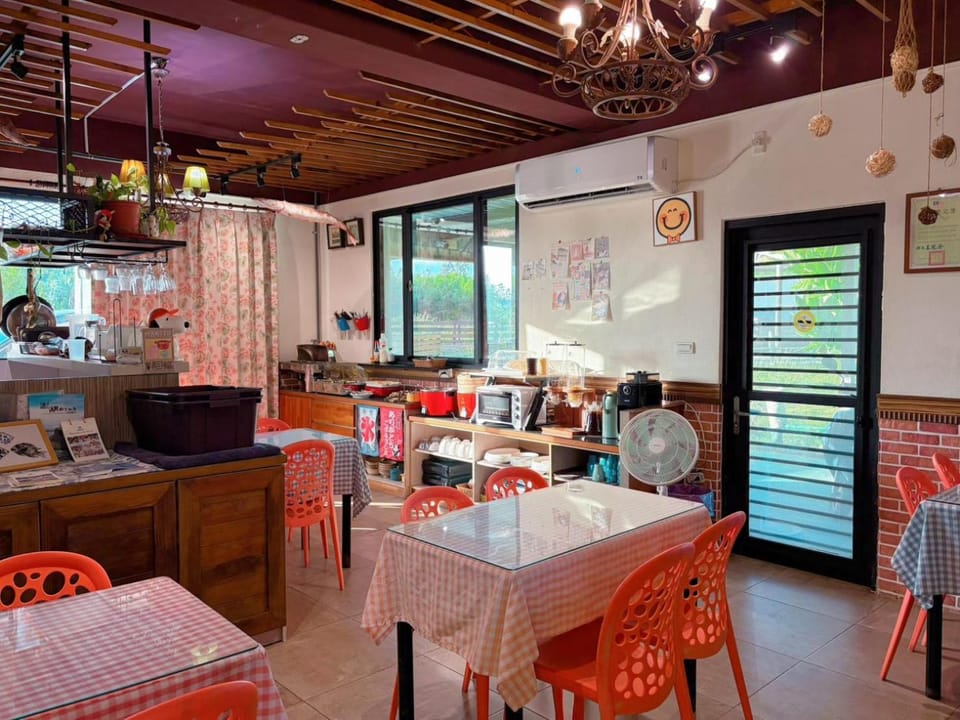 Big Fish Homestay Bed and Breakfast in Taiwan, Province of China