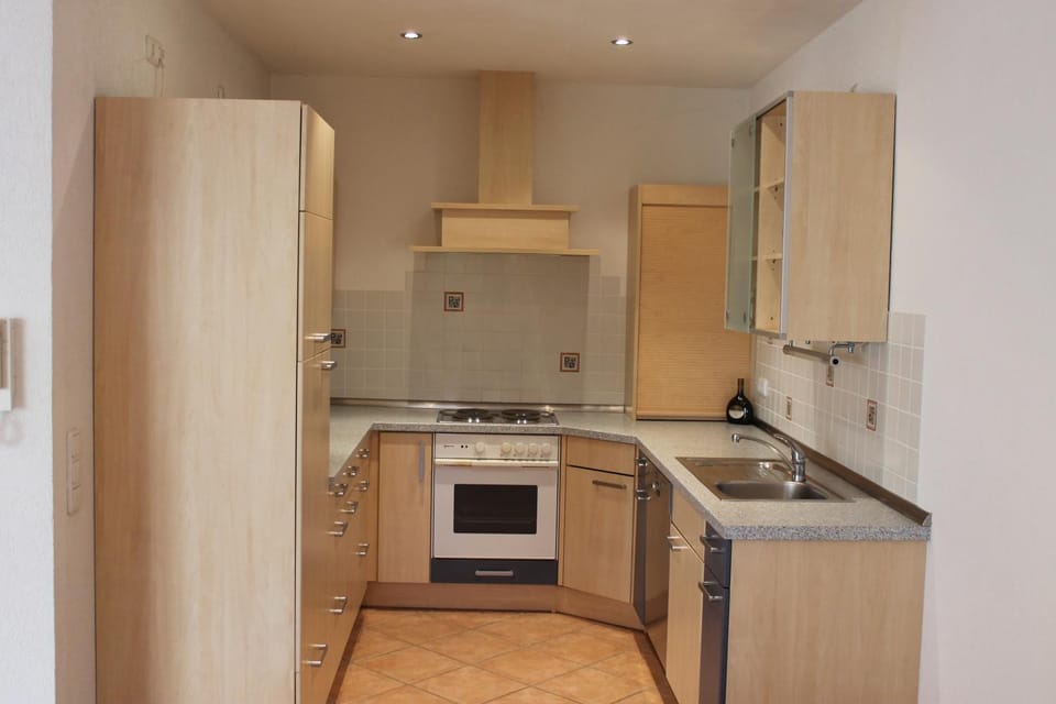 Coffee/tea facilities, Kitchen or kitchenette