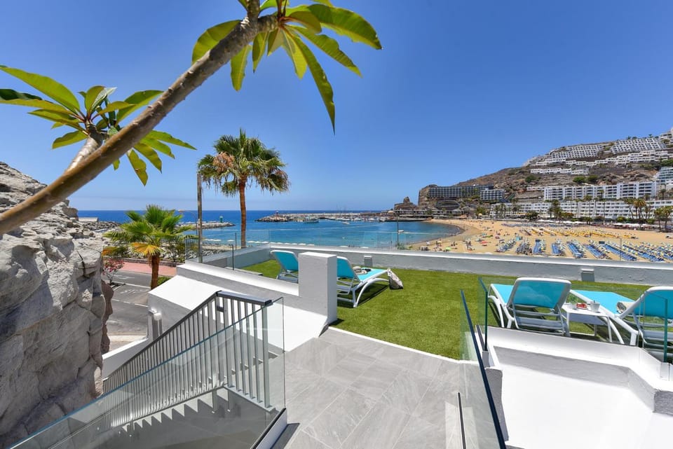 Solarium, Sea view
