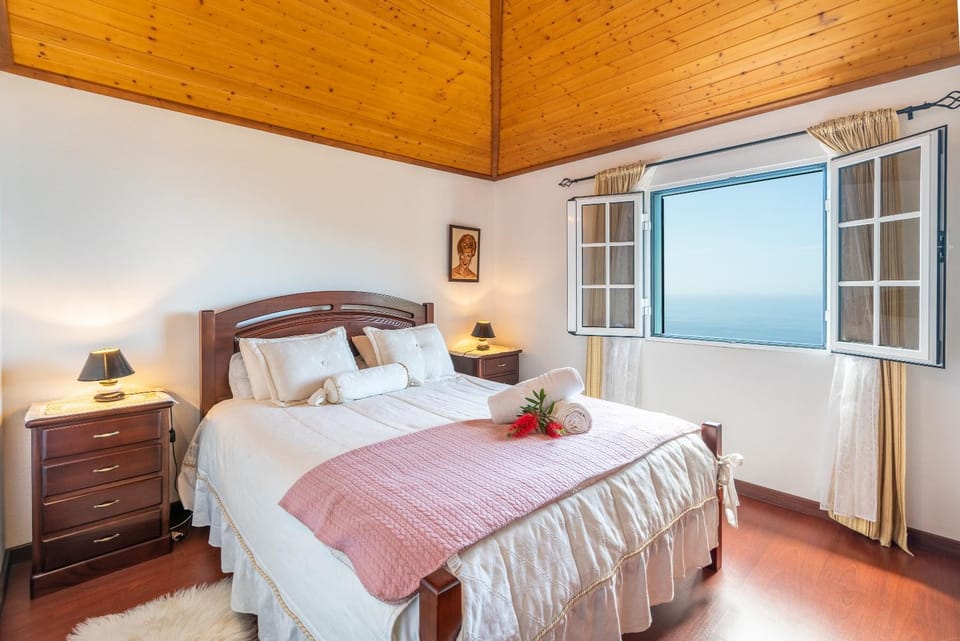 Bedroom, Sea view