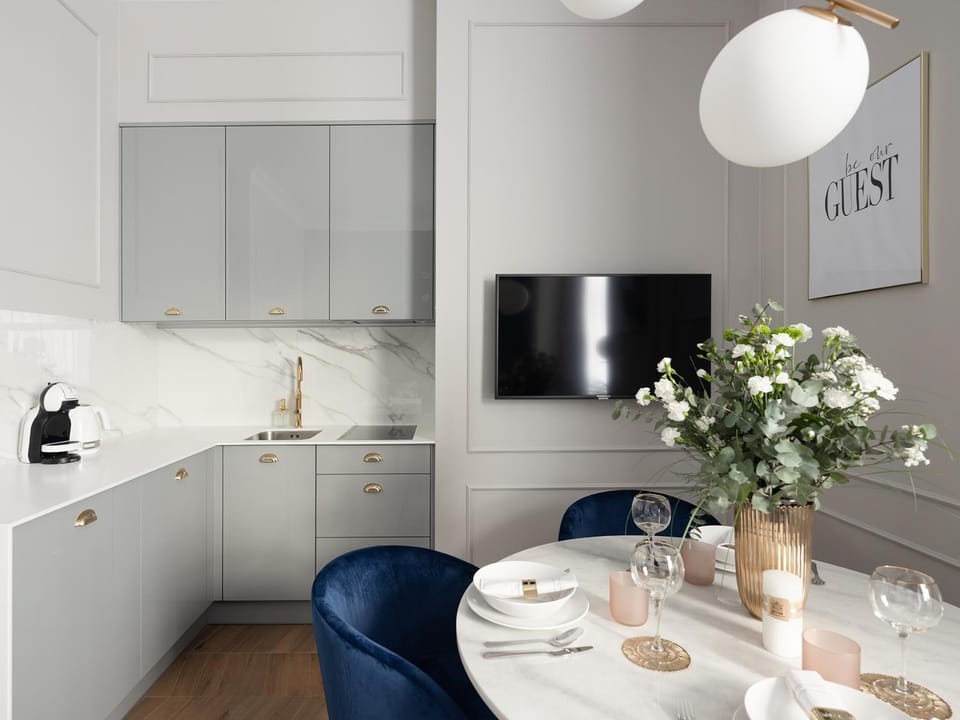 TV and multimedia, Coffee/tea facilities, Kitchen or kitchenette, Dining area