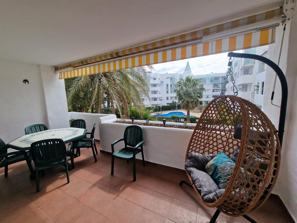 View (from property/room), Balcony/Terrace