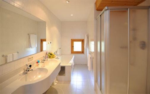 Pension Laurin Bed and Breakfast in Trentino-South Tyrol