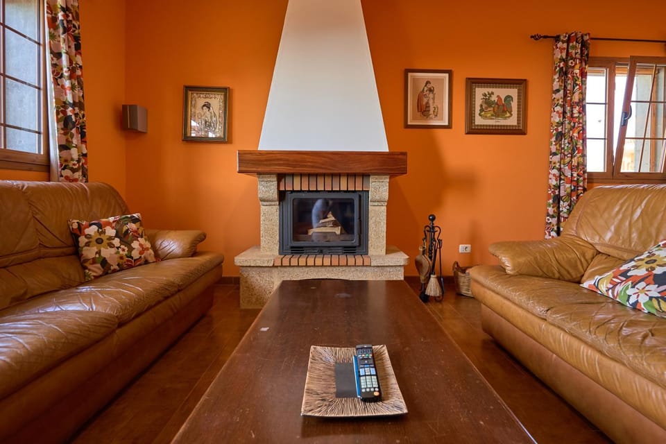 Living room, Lounge or bar