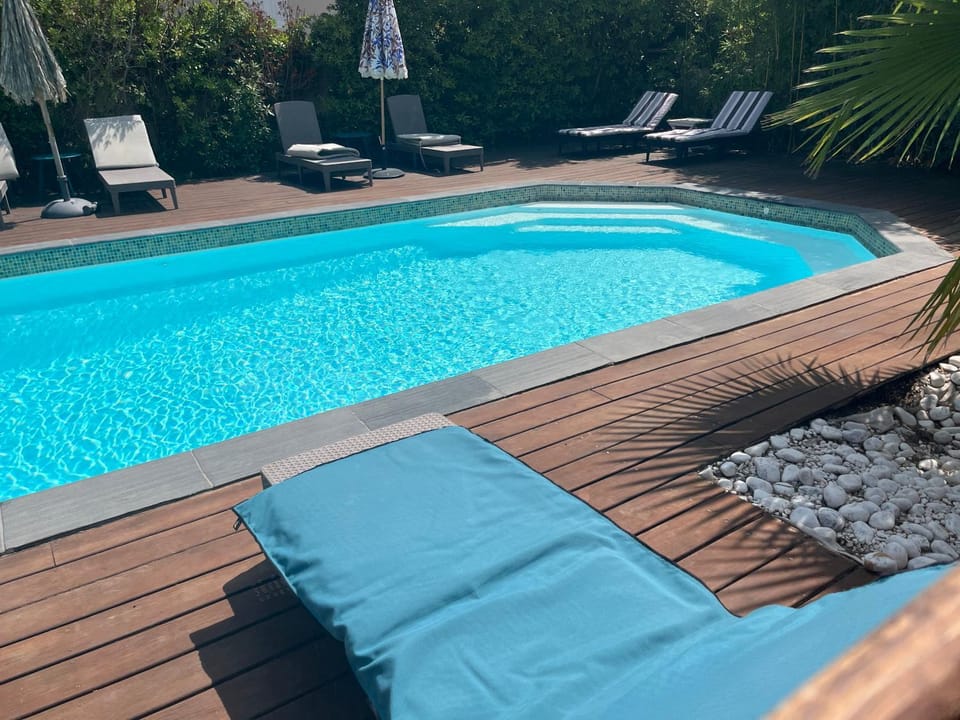 Pool view, Swimming pool