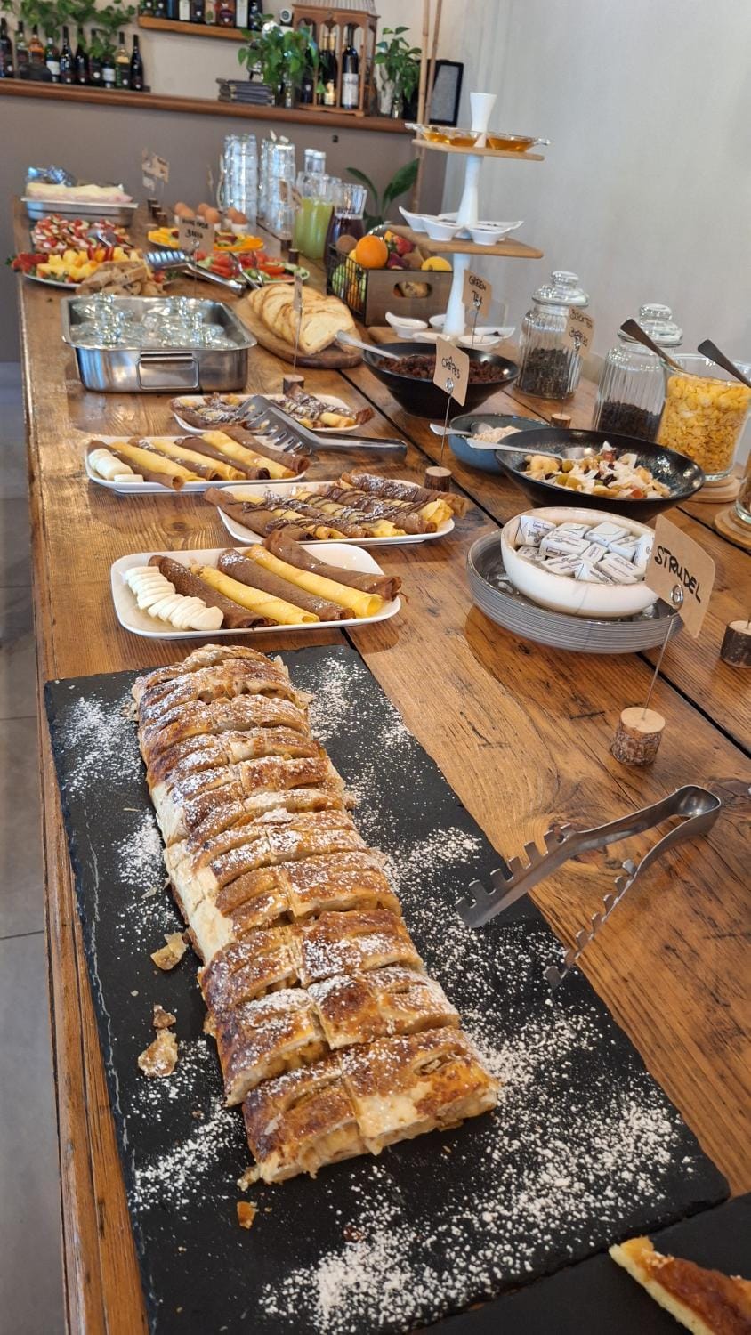 Buffet breakfast