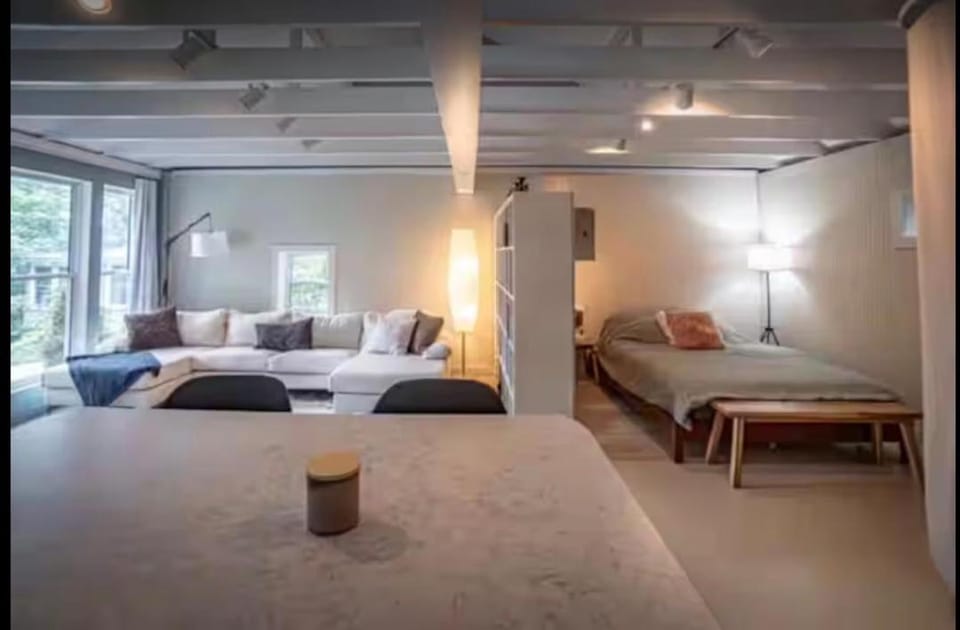 Living room, Bedroom