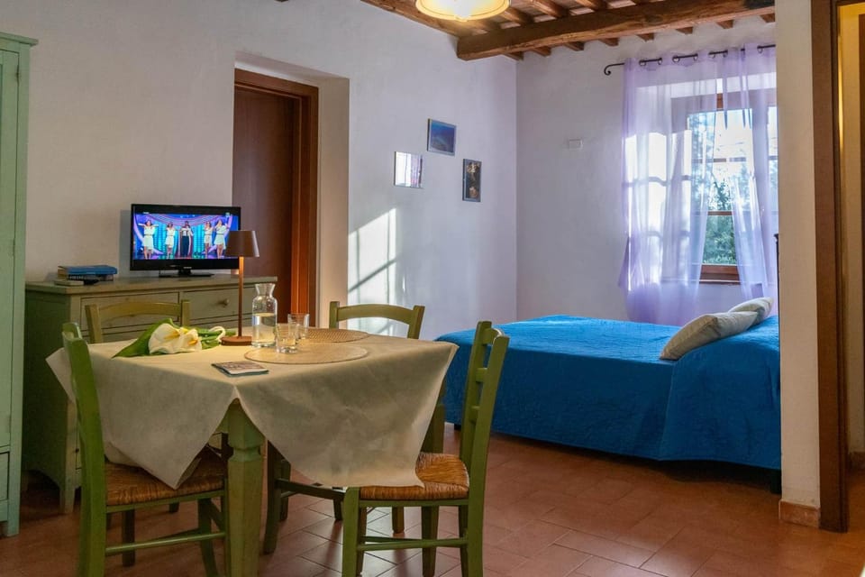 Residence La Casaccia Country House in San Vincenzo