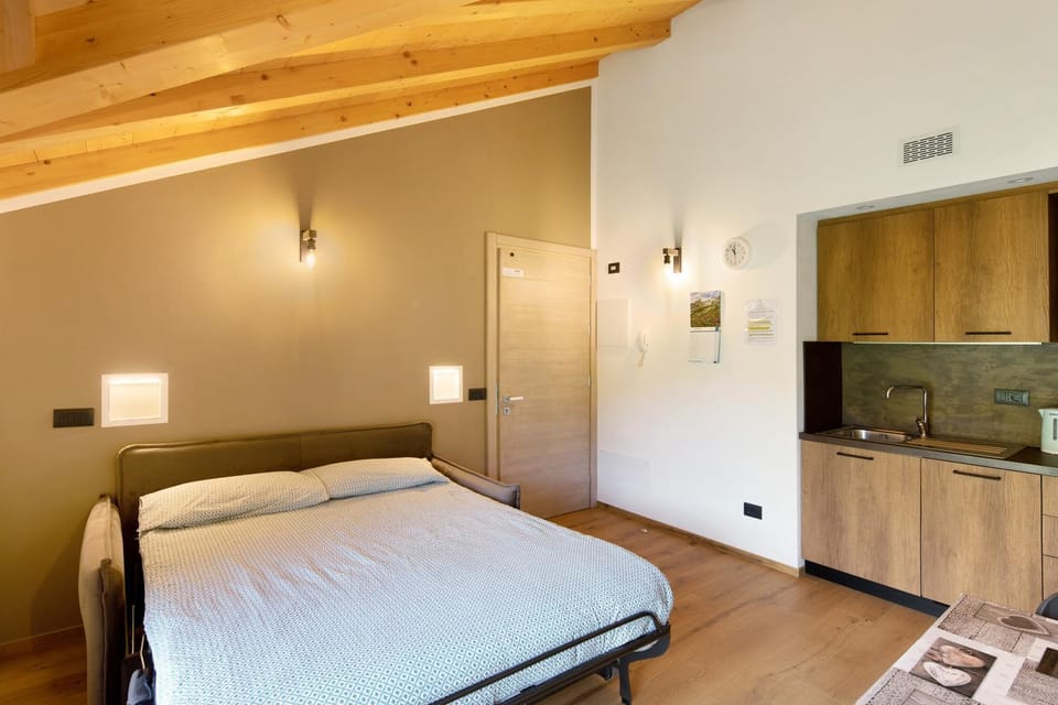 Living room, Bedroom