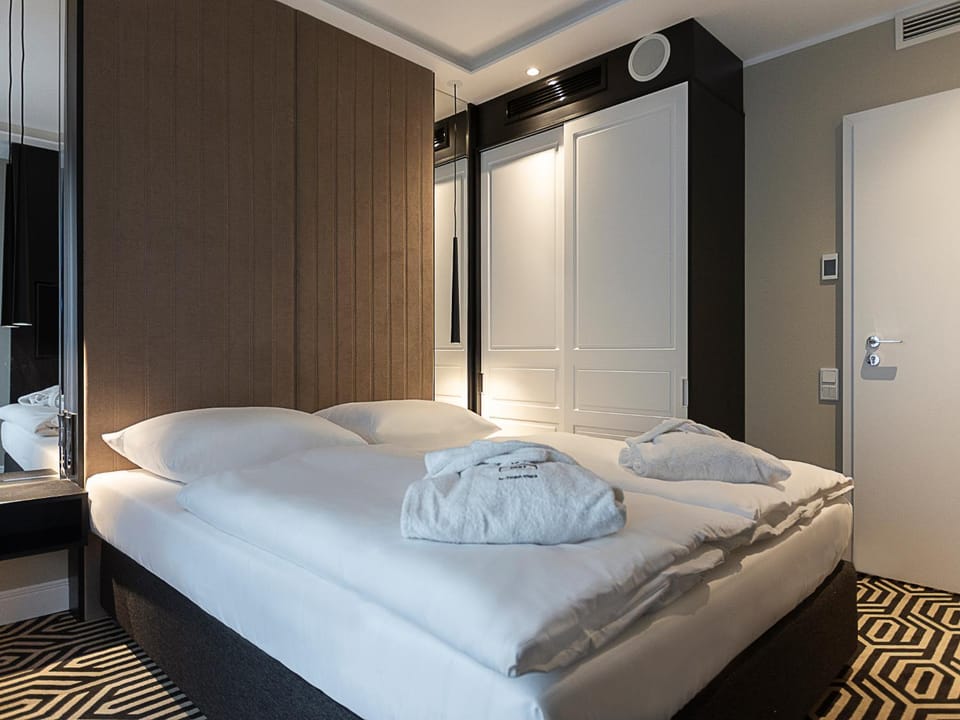 TV and multimedia, Bedroom