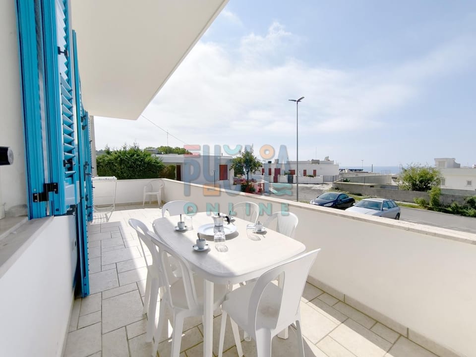 Property building, Patio, Day, View (from property/room), Balcony/Terrace, Dining area, Sea view
