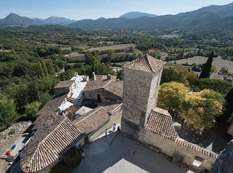 Patio, Day, Summer, Balcony/Terrace, Balcony/Terrace, Mountain view