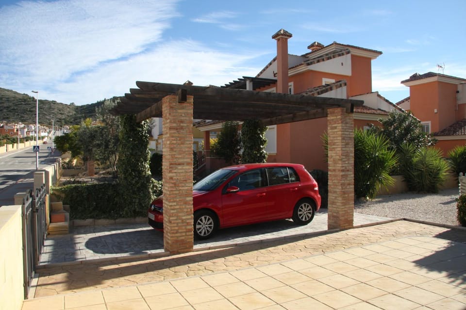 Garden, Area and facilities