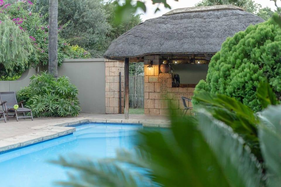 Garden, Banquet/Function facilities, Area and facilities, Swimming pool