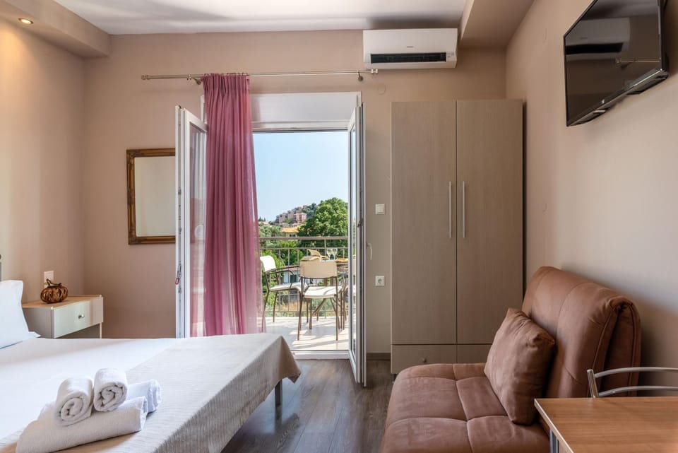Harmony Apartments Apartment hotel in Peloponnese, Western Greece and the Ionian