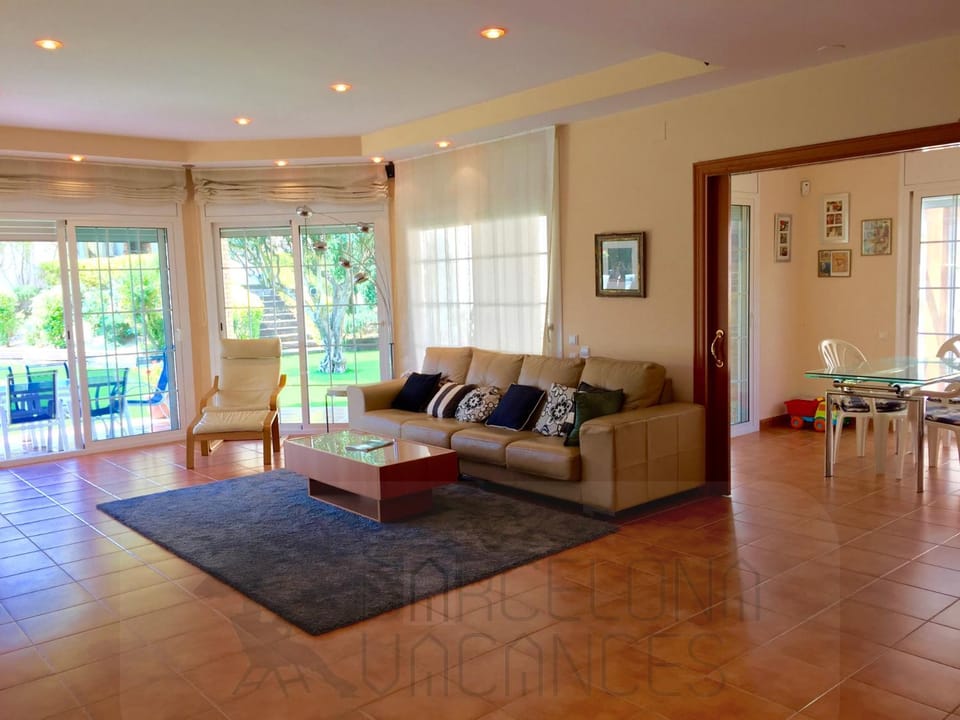 Lounge or bar