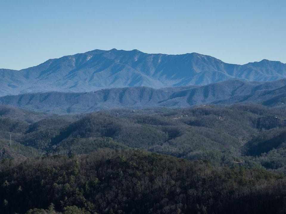 Nearby landmark, View (from property/room), Mountain view