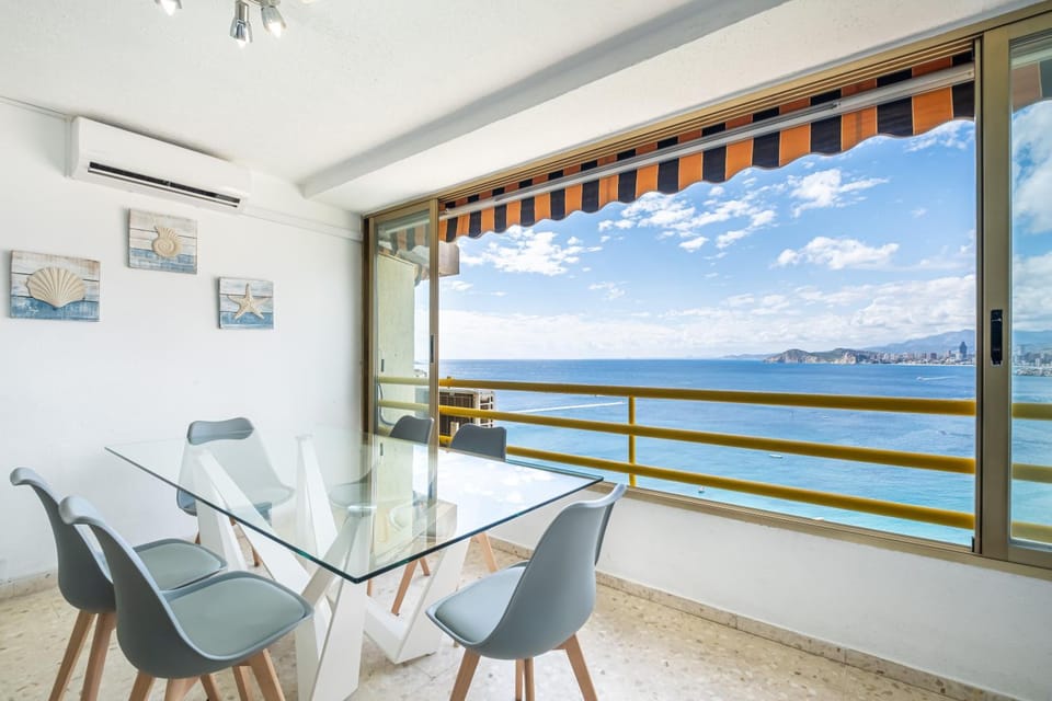 Balcony/Terrace, Dining area, Sea view, air conditioner