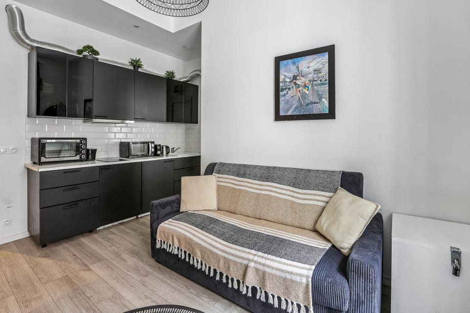 Bed, Kitchen or kitchenette, Living room, Photo of the whole room, Seating area, Bedroom, minibar, stove