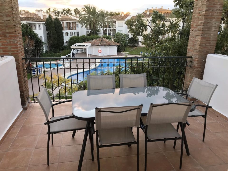 Garden, Balcony/Terrace, Pool view
