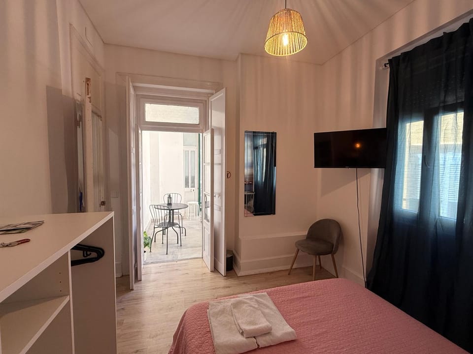 Anjos alojamento Bed and Breakfast in Lisbon
